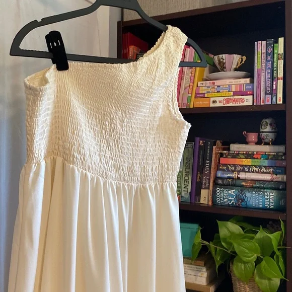 Amazon | Dresses | One Shoulder Cream Floral Sleeveless Dress Nwt | Poshmark